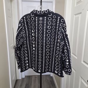 Spanner 100% Cotton Oversized Circle Eyelet Top Black & White Relaxed Fit